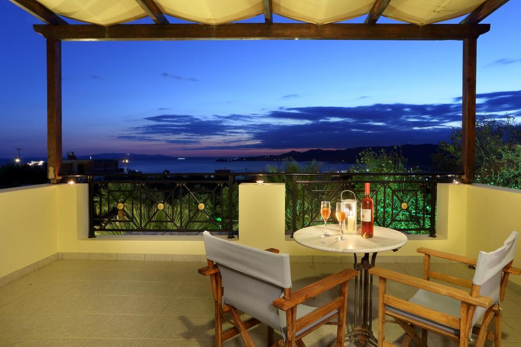 Politia Villas Kárystos Rom bilde