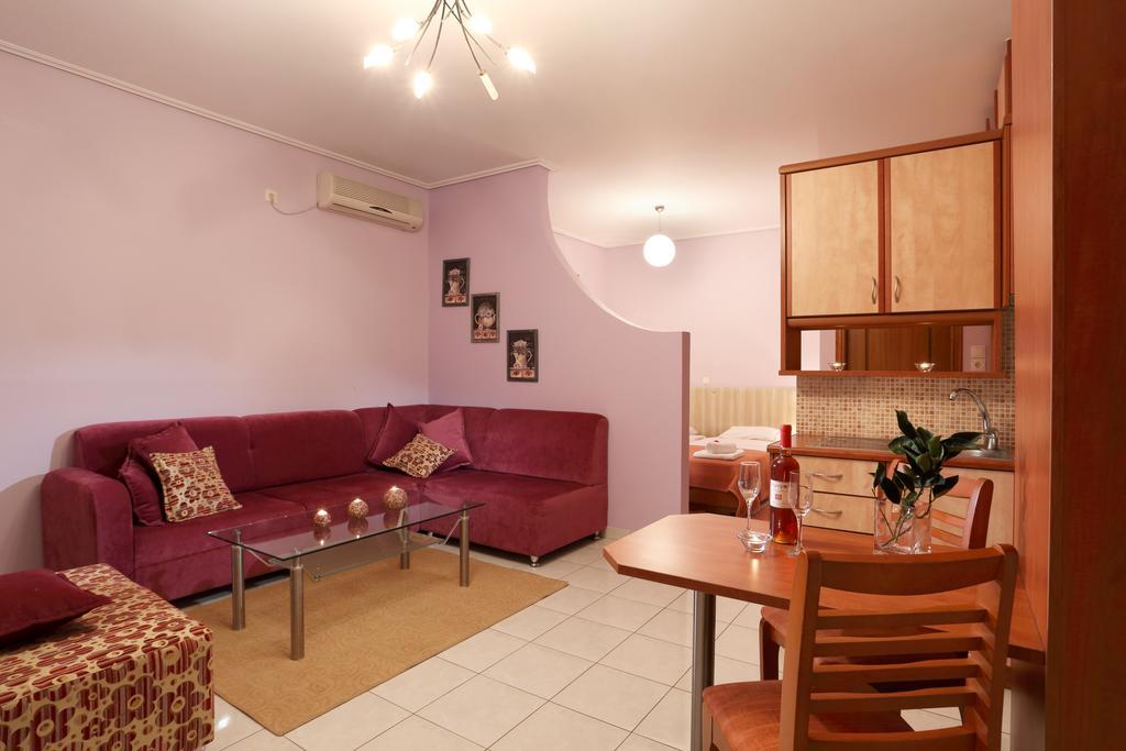 Politia Villas Kárystos Rom bilde